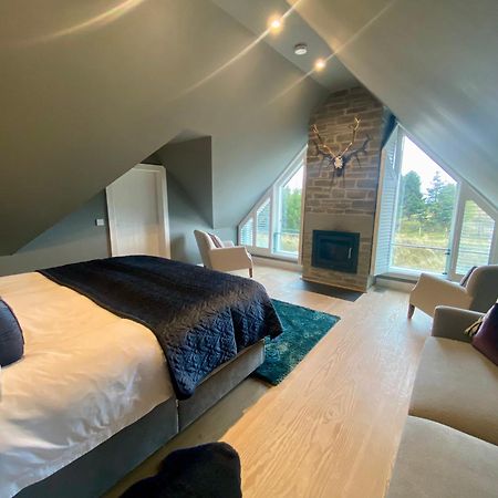 The Lodge At Muir Estate Thornhill  Екстериор снимка