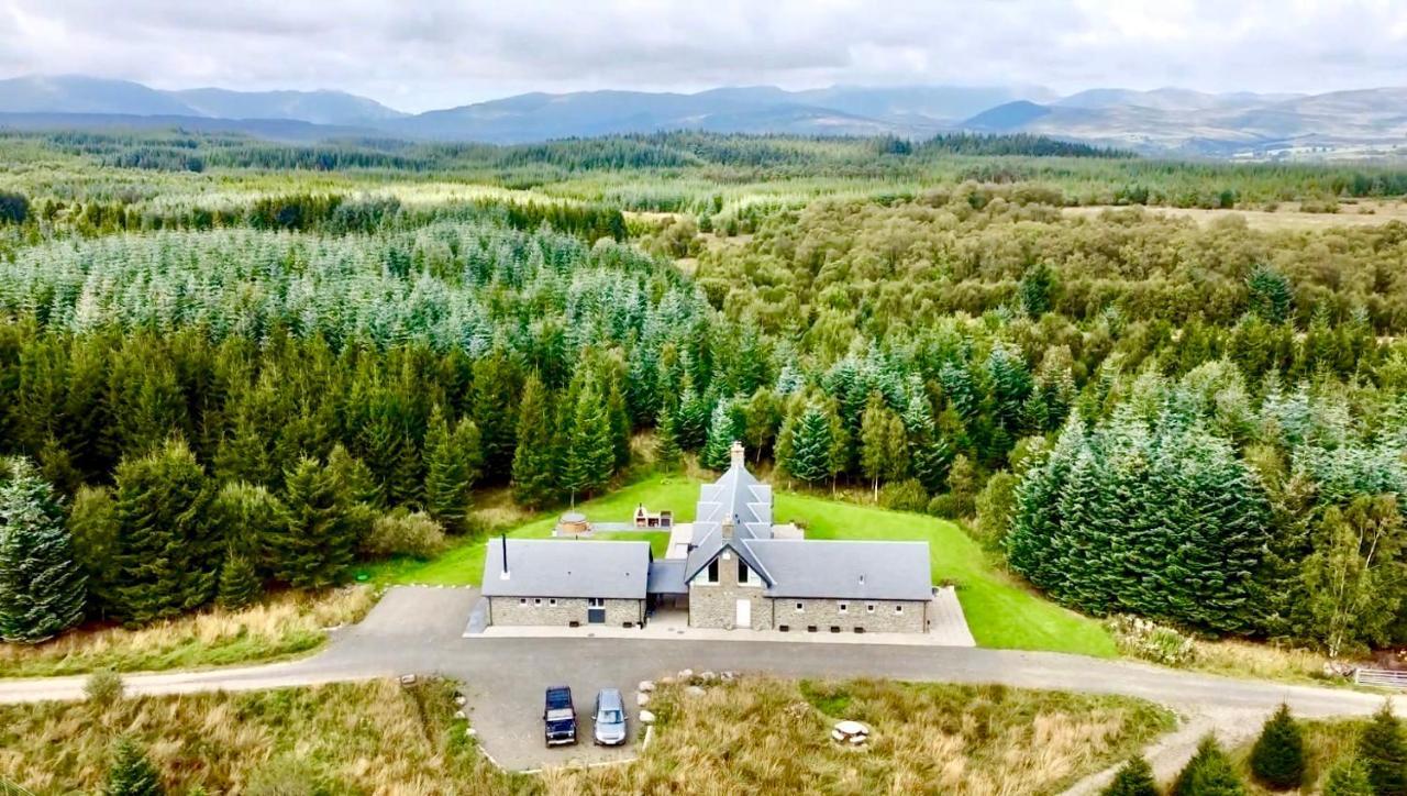 The Lodge At Muir Estate Thornhill  Екстериор снимка